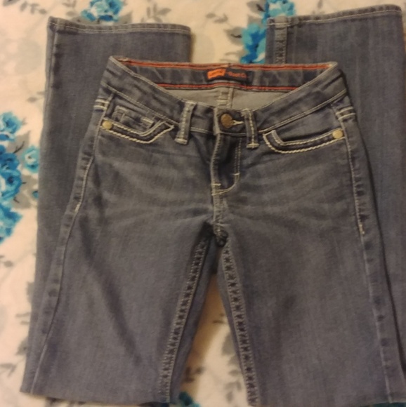 Girls Levis - Picture 1 of 4